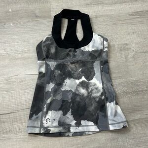 Lululemon Grey Women’s Tank Top - Size 6